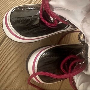 Totes kids new without tags. Never used size 8